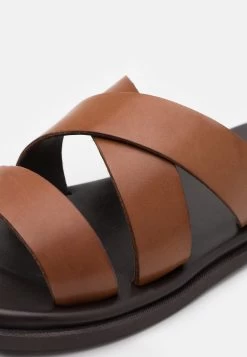 Pier One Mules Assurance De L’Authenticité Sandales Et Tongs Ouvert Homme 11 Pier One Mules Assurance De L’Authenticité Sandales Et Tongs Ouvert Homme -Fashion Soldes 00428e77765e45a183dd84a684d61be0