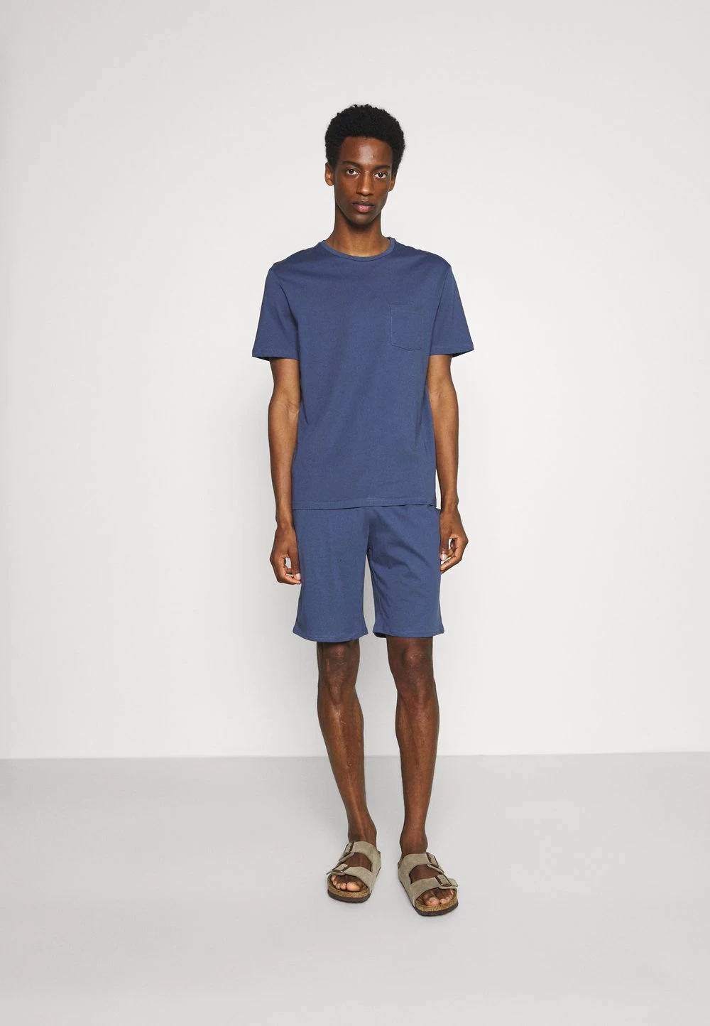 Pier One Petit Prix SET – Pyjama Pyjamas Normale Homme 2 Pier One Petit Prix SET – Pyjama Pyjamas Normale Homme – Image 2