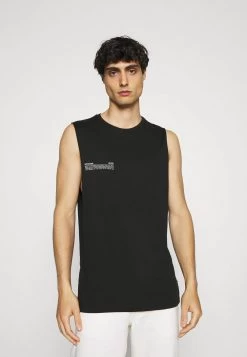 Pier One 3 PACK – Débardeur Prix De Lancement T-shirts Col Rond Homme -Fashion Soldes 079d3d2d13a64c639bb060c6329ef119