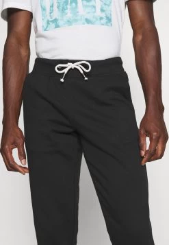 Pier One Meilleur Prix Garanti 3 PACK – Pantalon De Survêtement Pantalons Normale Homme -Fashion Soldes 0c1b615301bf4030a2841c02ed19e229