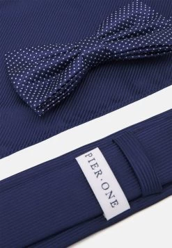 Pier One SET – Cravate Prix Sympa Pochettes De Costume Couleur Unie Homme -Fashion Soldes 0cb6a3d1a2f54ee9badb74bd52e58ae6