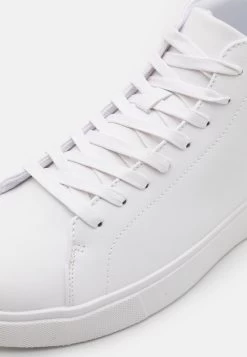 Pier One Baskets Montantes Discount En Ligne Sneakers Rond Homme 12 Pier One Baskets Montantes Discount En Ligne Sneakers Rond Homme -Fashion Soldes 0d0e9aa68ef3469785c8820e4c9521e1