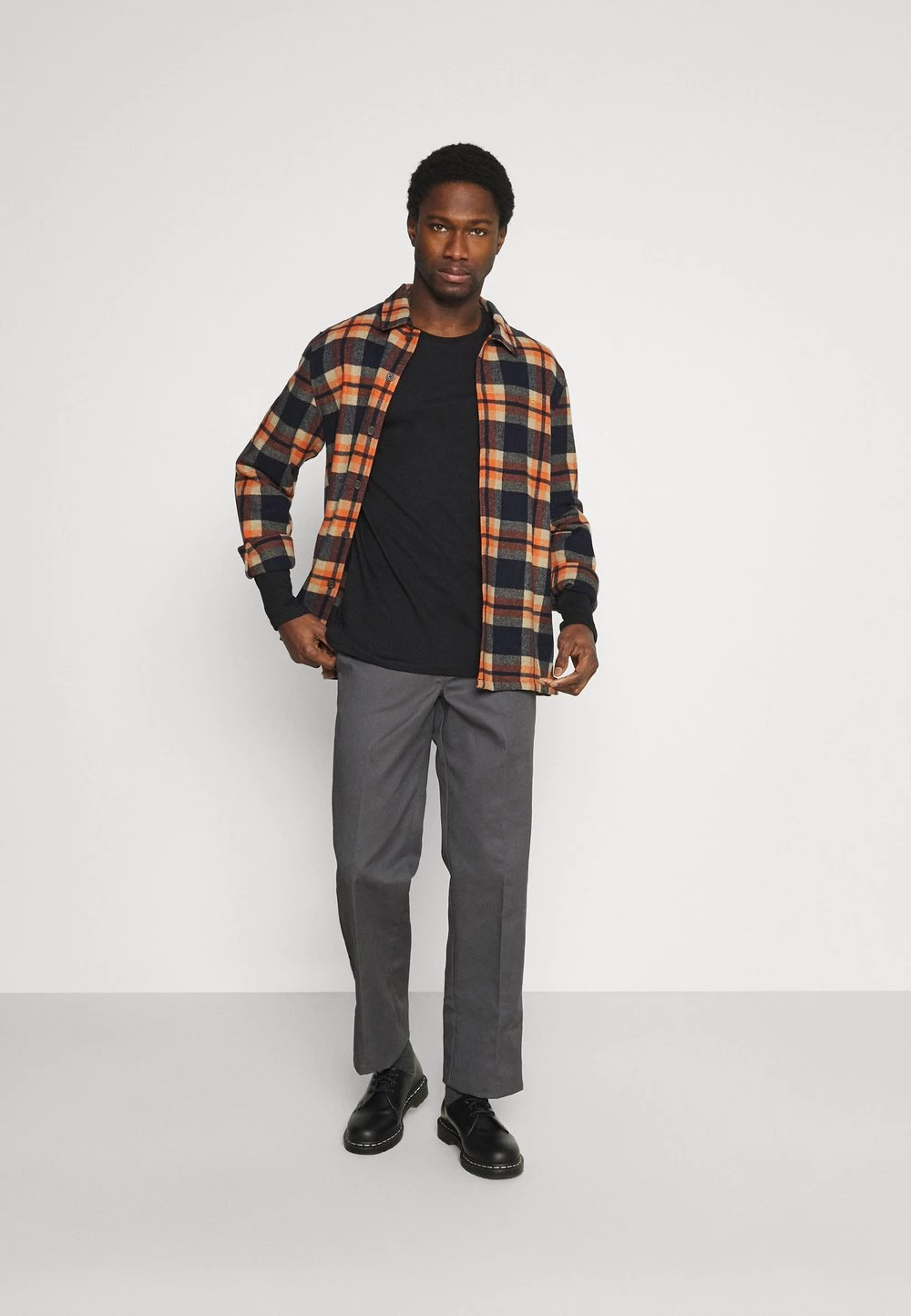 Prix Dynamité Pier One T-shirt à Manches Longues T-shirts Col Rond Homme 2 Prix Dynamité Pier One T-shirt à Manches Longues T-shirts Col Rond Homme – Image 2