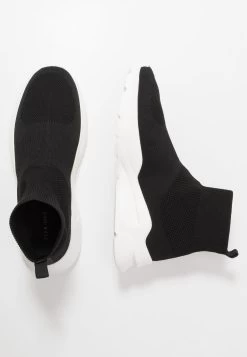 Pier One Prix Sacrifiés Baskets Montantes Baskets & Sneakers Rond Homme -Fashion Soldes 10ccf7ff9f224e04a47124c133fa2a1f