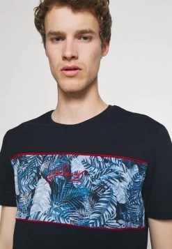 Pier One T-shirt Imprimé Plus Bas Prix De Vente T-shirts Col Rond Homme -Fashion Soldes 10edaff4977c406fa339b66e00ef79ff