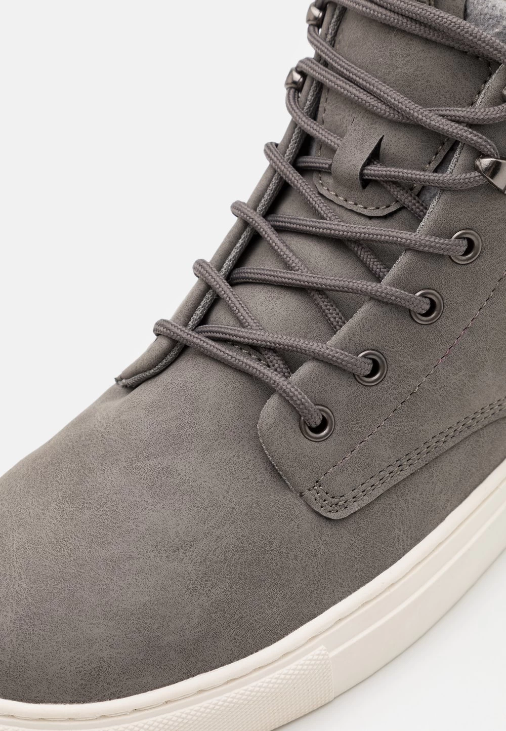 Pier One Baskets Montantes Prix Imbattable Sneakers Rond Homme 6 Pier One Baskets Montantes Prix Imbattable Sneakers Rond Homme – Image 6