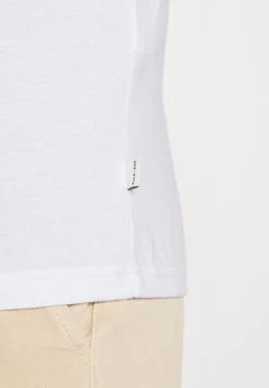 Pier One Qualité Absolue T-shirt Imprimé T-shirts Col Rond Homme 11 Pier One Qualité Absolue T-shirt Imprimé T-shirts Col Rond Homme -Fashion Soldes 134ce5b4193e4835984887bc05af3a7a