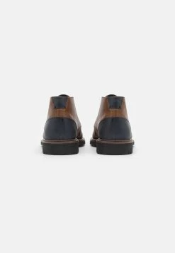 Prix Ourlé Pier One LEATHER – Chaussures à Lacets Derbies, Richelieus & Chaussures Bateau Rond Homme 8 Prix Ourlé Pier One LEATHER – Chaussures à Lacets Derbies, Richelieus & Chaussures Bateau Rond Homme -Fashion Soldes 16396f4bab1340f6b16186b6ed2ce820