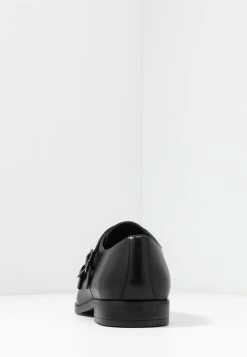 Réduction Pier One Mocassins Mocassins Et Loafers Rond Homme -Fashion Soldes 1997a1ff5c574161a62d774c1fb6d819