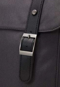 Pier One Bas Prix UNISEX – Sac à Dos Sacs Poche Pour Pc Portable 15 Pouces -Fashion Soldes 1c36ad0960534b74b2e583bac98b65f8