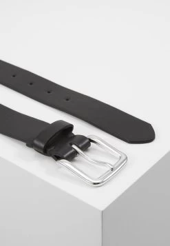 Pier One Prix Préférentiel Ceinture Ceintures Boucle Ardillon Homme -Fashion Soldes 1d5f1b3f3866444786ea57107ad0af84