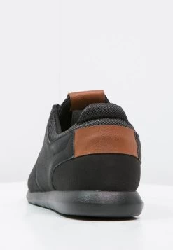 Pier One Baskets Basses Prix Accessible Baskets & Sneakers Rond Homme -Fashion Soldes 1e21719fcc894851a884aa600cd65700