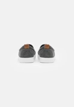 Pier One UNISEX – Baskets Basses Meilleur Prix Garanti Mocassins Et Loafers Rond 10 Pier One UNISEX – Baskets Basses Meilleur Prix Garanti Mocassins Et Loafers Rond -Fashion Soldes 20ca87530cdf4df9a43e10ae751aecbc
