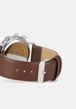 Prix Sacrifiés Pier One SET – Montre Montres Et Bijoux Boucle Ardillon Homme 10 Prix Sacrifiés Pier One SET – Montre Montres Et Bijoux Boucle Ardillon Homme -Fashion Soldes 266f045c2d9d4445b1da4e41035026e7