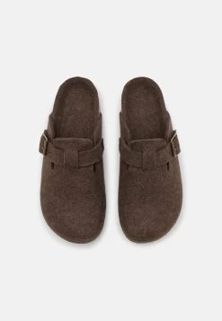 Pier One Plus Bas Prix De Vente UNISEX – Chaussons Sandales Et Tongs Rond -Fashion Soldes 285955abbdeb4f4b8f0c2df9b05bcf3e