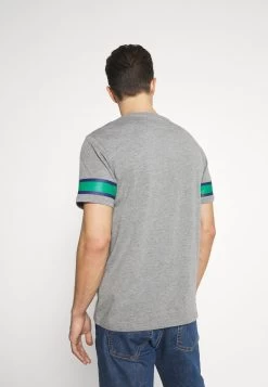 Réduction Pier One T-shirt Imprimé T-shirts Col Rond Homme -Fashion Soldes 2c5e44c8d51b456984bc3155fce31e32