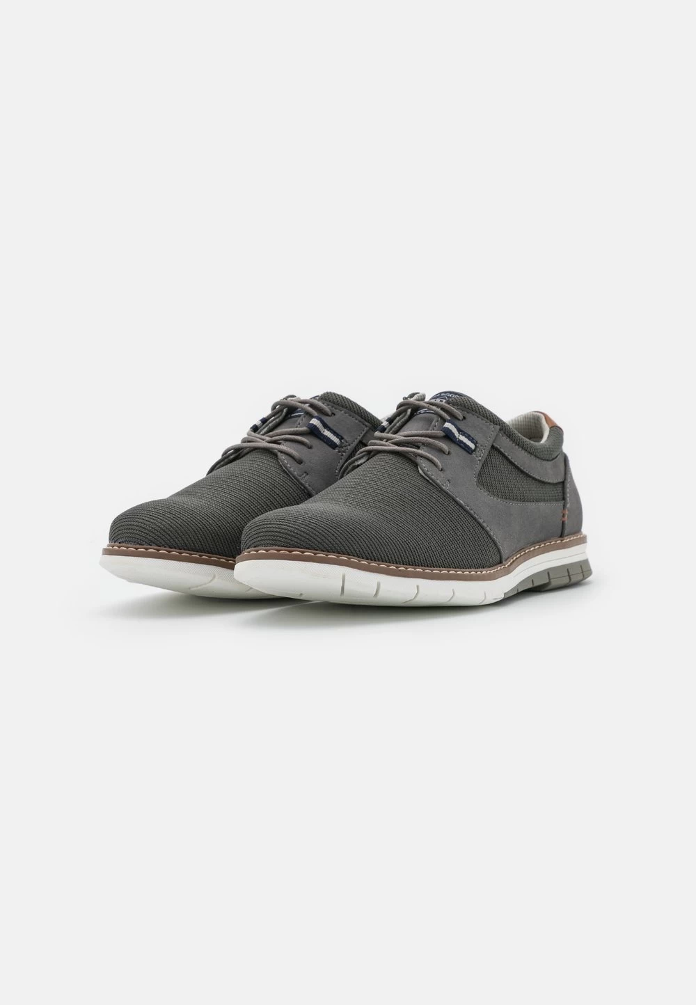 Pier One Promos Chaussures à Lacets Derbies Et Richelieus Rond Homme 2 Pier One Promos Chaussures à Lacets Derbies Et Richelieus Rond Homme – Image 2