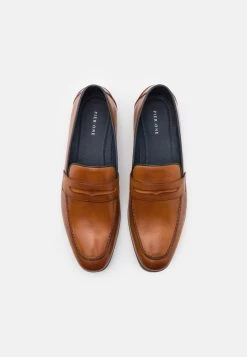Pier One LEATHER – Mocassins Prix Malin Chaussures De Ville Rond Homme 9 Pier One LEATHER – Mocassins Prix Malin Chaussures De Ville Rond Homme -Fashion Soldes 3010254e3075435ea25e78d80e7881a8