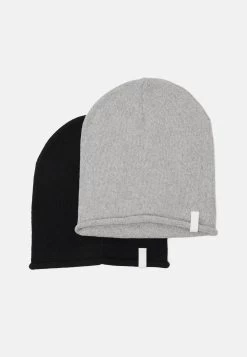 Pier One 2 PACK – Bonnet Prix De Rêve Casquettes Et Bonnets Chiné Homme 7 Pier One 2 PACK – Bonnet Prix De Rêve Casquettes Et Bonnets Chiné Homme -Fashion Soldes 301d29657ff9470097acaef7830f1e30
