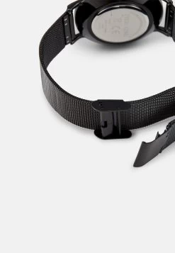 Promos Pier One Montre Montres Et Bijoux Couleur Unie Homme 7 Promos Pier One Montre Montres Et Bijoux Couleur Unie Homme -Fashion Soldes 31bca8e00d084362b3f6bd56b4a0bf36