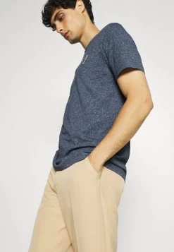 Pier One Prix Jamais Vus T-shirt Basique T-shirts Col Rond Homme -Fashion Soldes 3621dd7b87ee477d8363d89f0e98a541