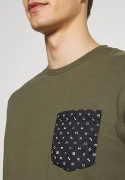 Pier One T-shirt Imprimé Soldes T-shirts Col Rond Homme -Fashion Soldes 394558a1844c4d249c42193efbdcecc6