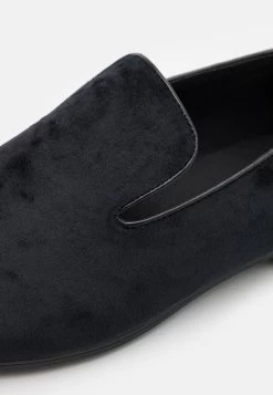 Qualité Absolue Pier One Mocassins Chaussures Basses Rond Homme -Fashion Soldes 3a246ffb5f6143168465ead987586f58