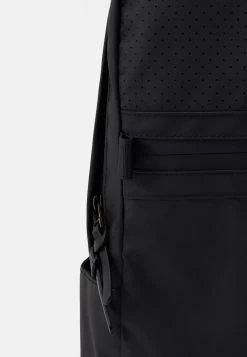 Pier One UNISEX – Sac à Dos Petit Prix Sacs Compartiment Pour Pc Portable -Fashion Soldes 3ce03a8c34bf46dd8bdf6c186aff9fe4