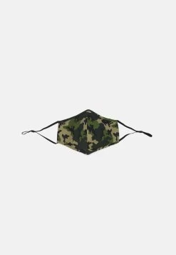 Pier One Prix Jamais Vus 3 PACK UNISEX – Masque En Tissu Masques Camouflage -Fashion Soldes 3d68ca3cdbf9456797454f8d46b5986d