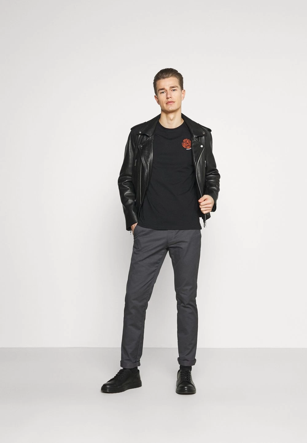 Pier One T-shirt Imprimé Prix Bradés T-shirts Col Rond Homme 2 Pier One T-shirt Imprimé Prix Bradés T-shirts Col Rond Homme – Image 2