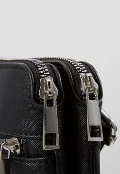 Qualité Supérieure Pier One Sac Bandoulière Sacs Fermeture éclair Homme -Fashion Soldes 40b3f49abb47459db8529933fdca14a2