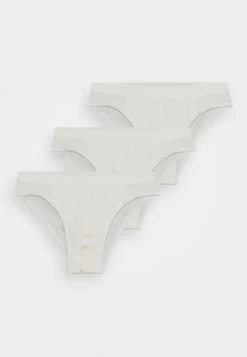 Pier One Rabais 3 PACK – Slip Sous-vêtements Normale Homme -Fashion Soldes 44995ad665af41ae80f18c7ef0b3996b