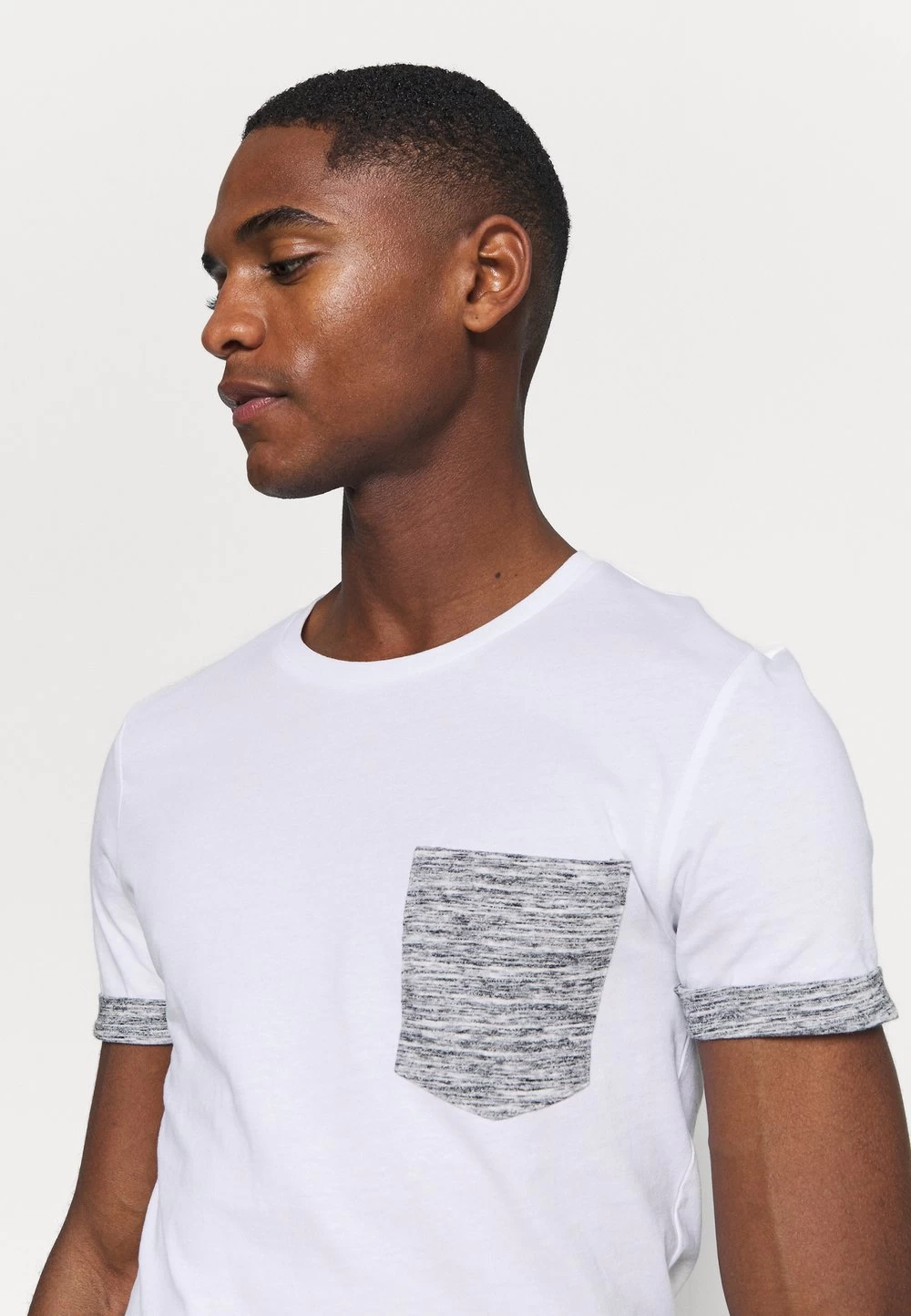 Pier One T-shirt Imprimé Prix Sacrifiés T-shirts Col Rond Homme 5 Pier One T-shirt Imprimé Prix Sacrifiés T-shirts Col Rond Homme – Image 5