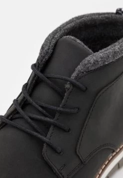 Pier One Prix Imbattable Chaussures à Lacets Derbies, Richelieus & Chaussures Bateau Rond Homme -Fashion Soldes 4744c4ecf05345abaa7f882f27800422