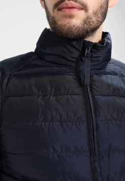 Pier One Authentique 100% Veste Sans Manches Vestes Col Doublé Homme -Fashion Soldes 4a67bad80cd44f88b9830e357ef24968