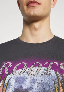 Prix Favorable Pier One T-shirt Imprimé T-shirts Col Rond Homme -Fashion Soldes 4a8518e9b76a451d98719fc7af95f294