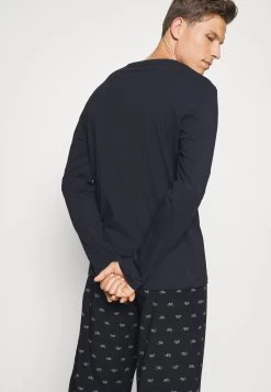 Pier One Pyjama Prix Légers Pyjamas Normale Homme -Fashion Soldes 4aedb8aeb1174875b3c902f1fe0f87c4