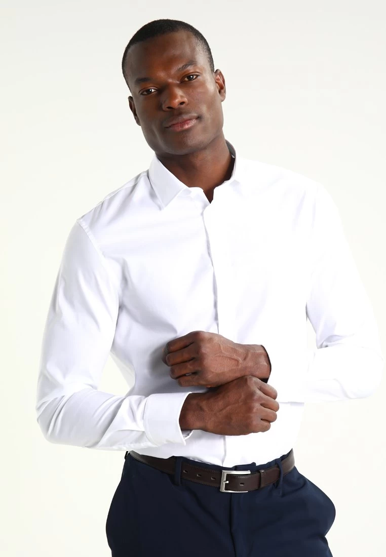 Pier One Chemise Classique Prix Dégriffé Costumes Col Kent Homme 1 Pier One Chemise Classique Prix Dégriffé Costumes Col Kent Homme