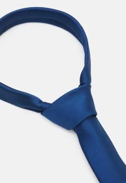 En Remise Pier One 2 PACK – Cravate Cravates Et Accessoires De Costume Couleur Unie Homme 10 En Remise Pier One 2 PACK – Cravate Cravates Et Accessoires De Costume Couleur Unie Homme -Fashion Soldes 52dd01f3421748418022af53351ddb13