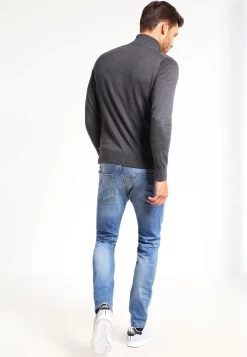 Pier One Jean Slim Plus Bas Prix De Vente Jeans Normale Homme -Fashion Soldes 53cb780edcef4f759067be19d74f746b