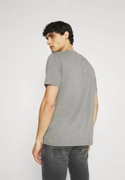 Pier One T-shirt Basique Assurance De L’Authenticité T-shirts Col Rond Homme 10 Pier One T-shirt Basique Assurance De L’Authenticité T-shirts Col Rond Homme -Fashion Soldes 57c6fcbdba4c4aa88a9cec1d1e454d32