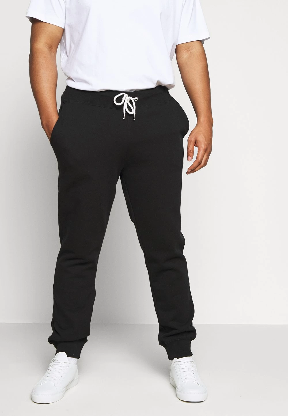 Prix Exclusifs Pier One 2 PACK – Pantalon De Survêtement Pantalons Normale Homme 3 Prix Exclusifs Pier One 2 PACK – Pantalon De Survêtement Pantalons Normale Homme – Image 3