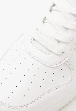 Prix Cassé Pier One Baskets Basses Baskets & Sneakers Rond Homme -Fashion Soldes 5d5cc800ab00419eb9df0507ab30de3a