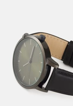 Pier One Prix Exclusifs Montre Montres Et Bijoux Boucle Ardillon Homme 7 Pier One Prix Exclusifs Montre Montres Et Bijoux Boucle Ardillon Homme -Fashion Soldes 5dca28beacba46b7bc086223cbe28ef2