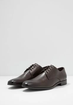 Un Tarif Préférentiel Pier One Derbies & Richelieus Derbies Et Richelieus Carré Homme -Fashion Soldes 5e4d7ea120c04b89a02435da70b25b8d