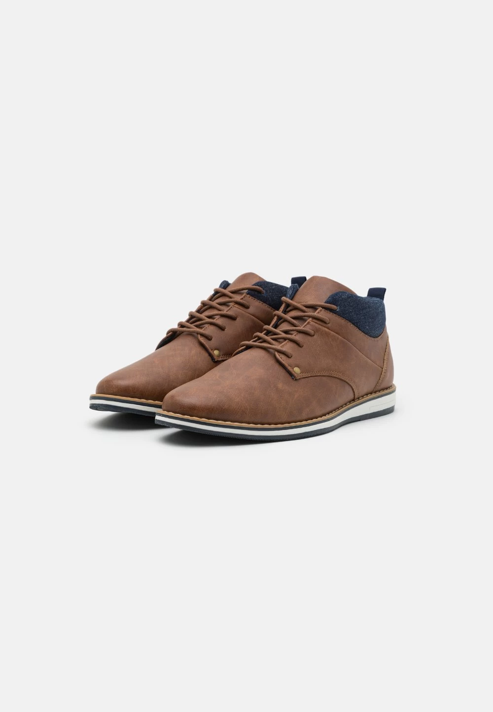 Pier One Prix Ourlé Chaussures à Lacets Derbies, Richelieus & Chaussures Bateau Rond Homme 2 Pier One Prix Ourlé Chaussures à Lacets Derbies, Richelieus & Chaussures Bateau Rond Homme – Image 2