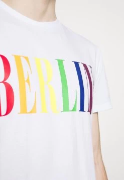 Pier One PRIDE – T-shirt Imprimé Soldes T-shirts Col Rond Homme -Fashion Soldes 6183d6eae7bb487681e7b92f74202350