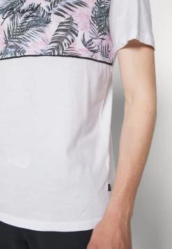 Prix Bradés Pier One T-shirt Imprimé T-shirts Col Rond Homme 12 Prix Bradés Pier One T-shirt Imprimé T-shirts Col Rond Homme -Fashion Soldes 62ecd1352d5b4e40a407db80090354f1