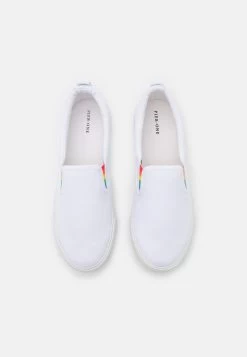 Pier One Discount En Ligne UNISEX – Baskets Basses Mocassins Et Loafers Rond 9 Pier One Discount En Ligne UNISEX – Baskets Basses Mocassins Et Loafers Rond -Fashion Soldes 6339ce6e771d4acc888a8bb4c6b239f1
