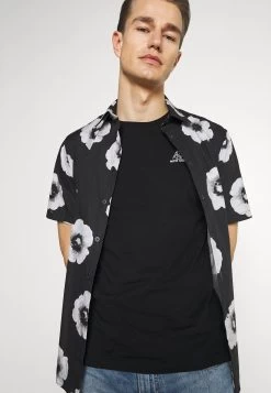 Pier One T-shirt Imprimé Prix Malin T-shirts Col Rond Homme -Fashion Soldes 637819768a5246b69f9195ee688e980c